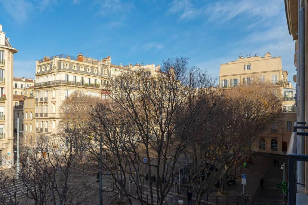 Superbe Appart, Central, Petit Balcon & Vue Place Marseilles Exterior foto