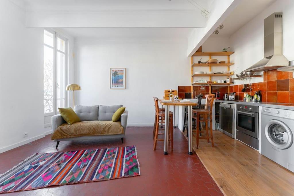 Superbe Appart, Central, Petit Balcon & Vue Place Marseilles Exterior foto