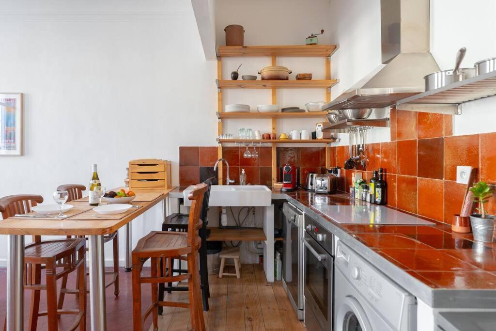 Superbe Appart, Central, Petit Balcon & Vue Place Marseilles Exterior foto